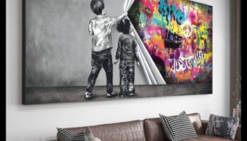 ملاحم الحبر: تم الكشف عن روائع على قماش ظهرك