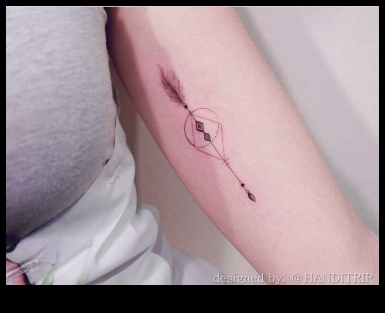 السحر الصغير: اكتشف الفن وراء الوشم الصغير البسيط