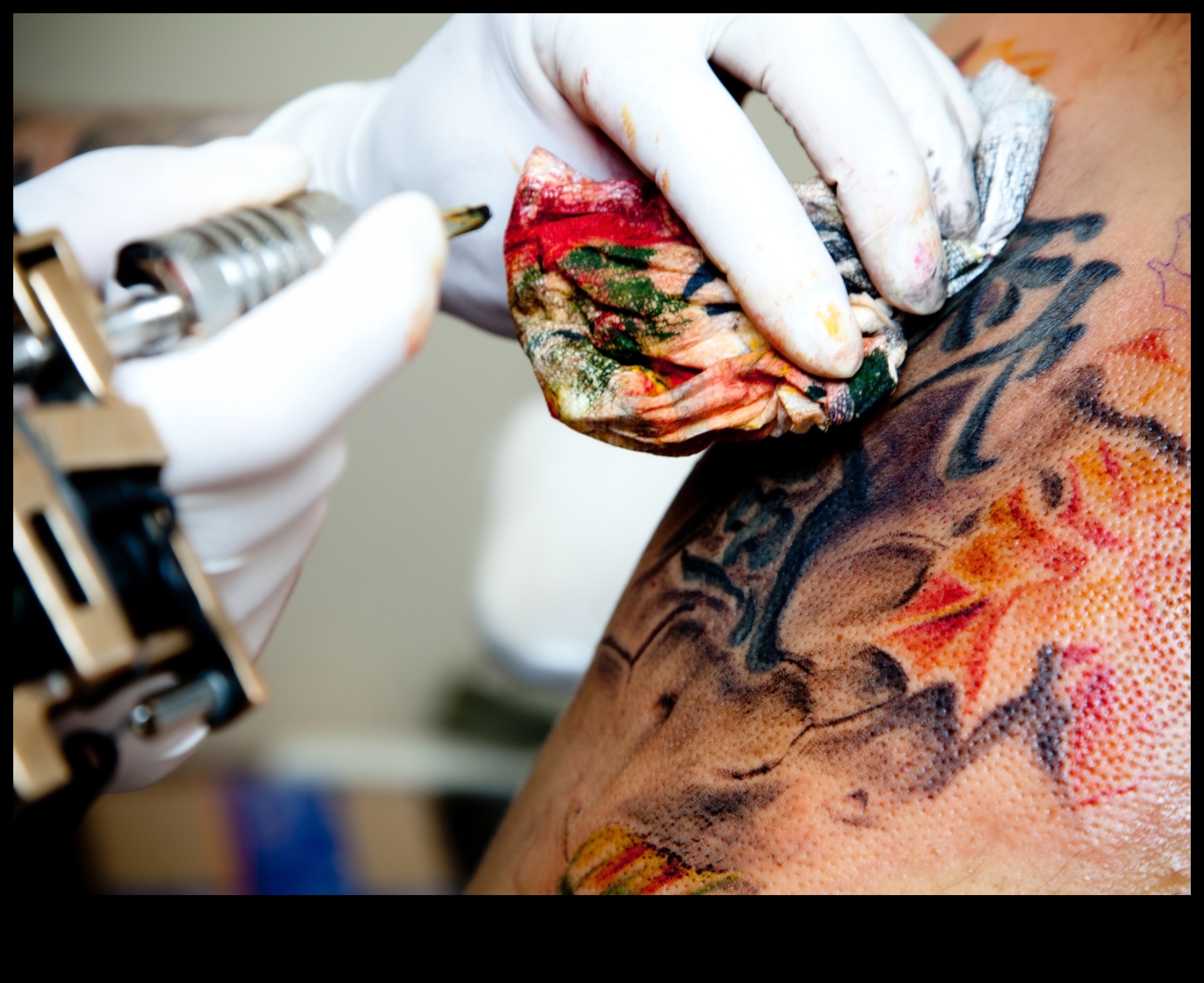 أساطير في الحبر فن وشم الجسم 3 أساطير في الحبر: تم الكشف عن البراعة في أطرافك