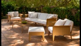 الصفاء المنحوت: أثاث أنيق لملاذك الخارجي