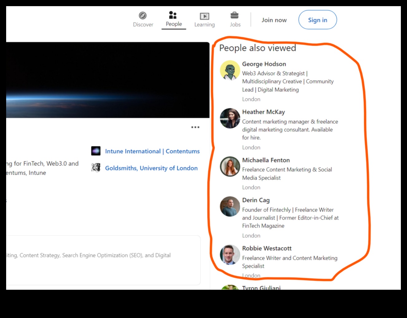 التنقل بين روايات الملف الشخصي كيفية استخدام LinkedIn للترويج لنفسك بشكل فعال 4 التنقل في روايات الملف الشخصي: استراتيجيات للترويج الفعال لـ LinkedIn